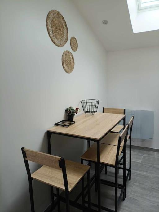 La Petite Falaise, Maison Avec Cour Dreux Centre Esterno foto